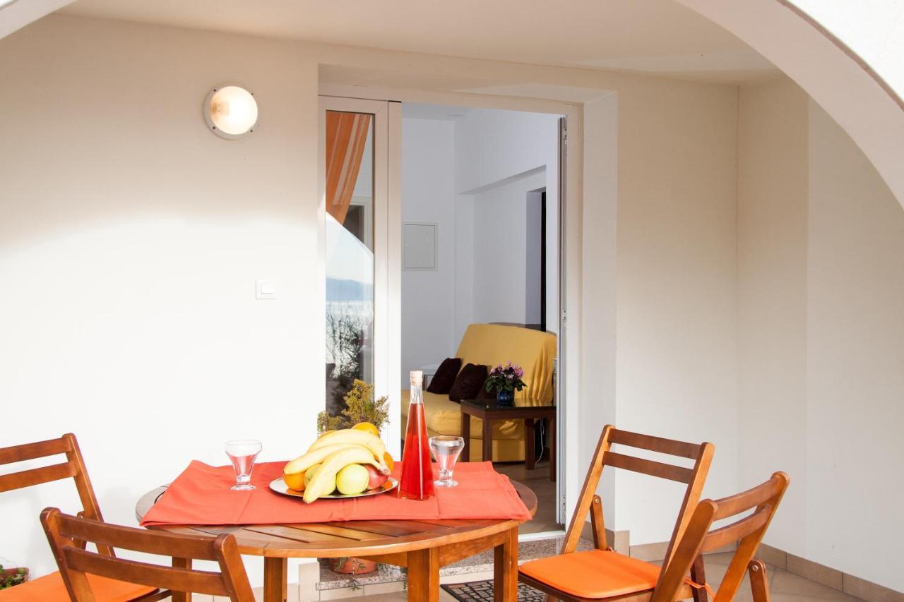 Apartments Adria Blue كاستاف المظهر الخارجي الصورة