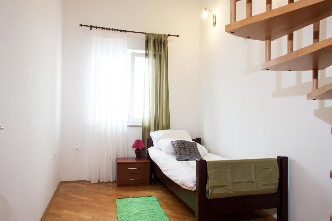 Apartments Adria Blue كاستاف الغرفة الصورة