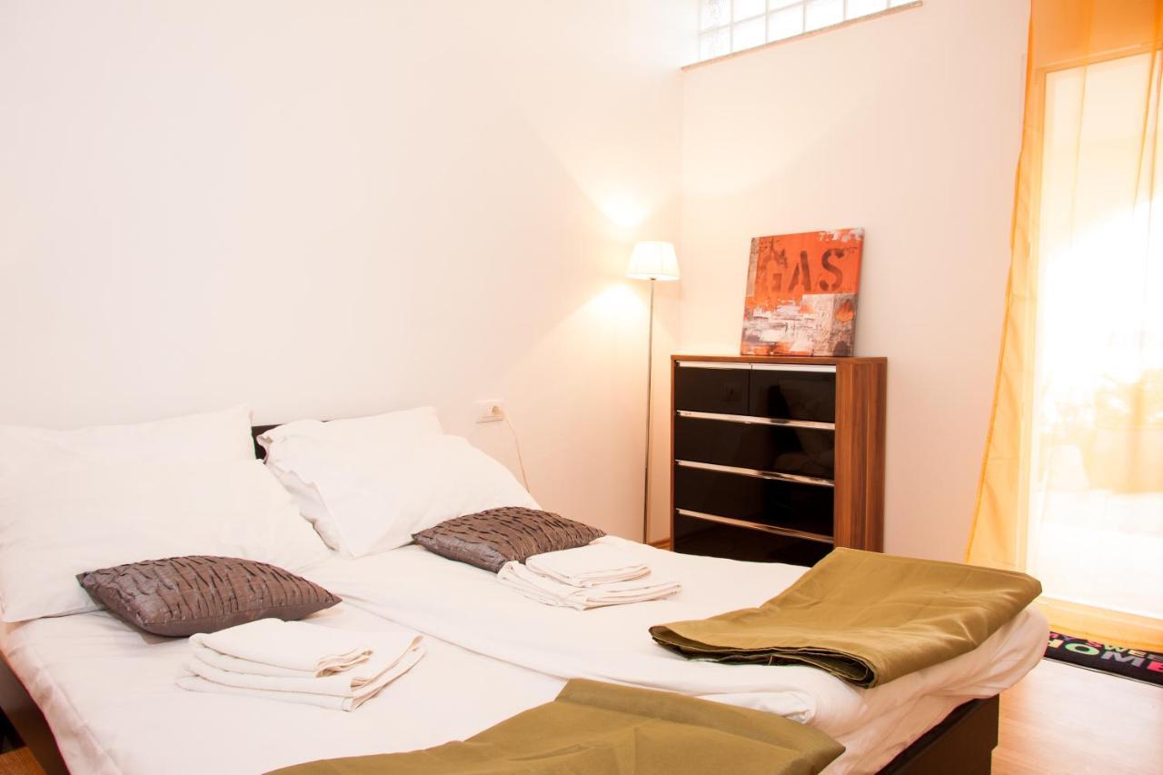 Apartments Adria Blue كاستاف الغرفة الصورة
