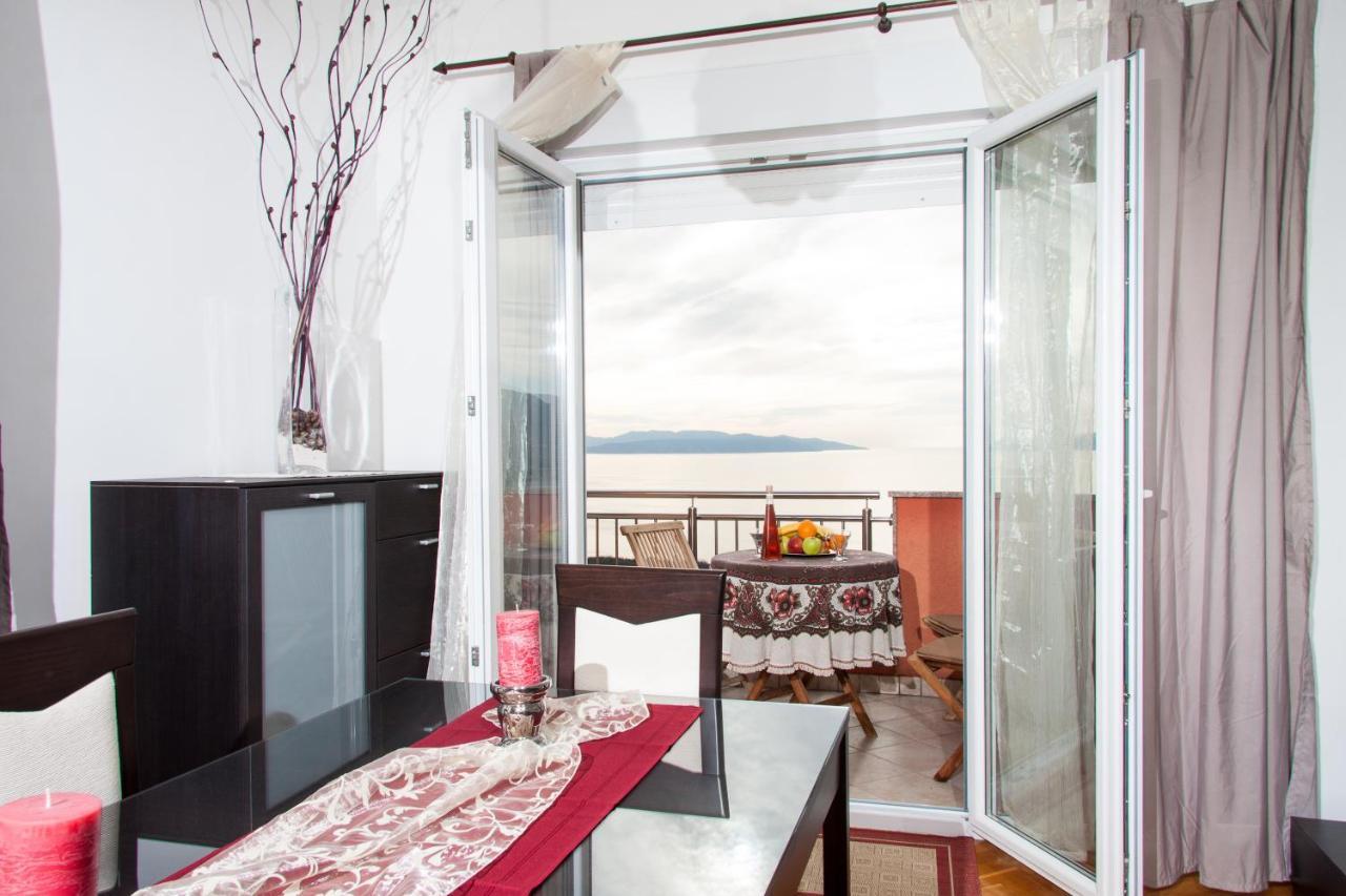 Apartments Adria Blue كاستاف المظهر الخارجي الصورة